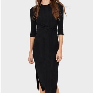 Midi dress with 3/4 sleeves